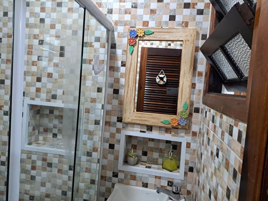 Chale Rustico A Poucos Metros Da De Lagoinha * Ubatuba